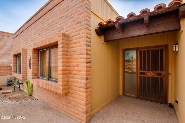 2009 W Misty Hollow Lane, Tucson, AZ 85704