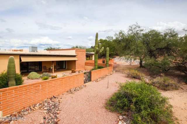 2009 W Misty Hollow Lane, Tucson, AZ 85704