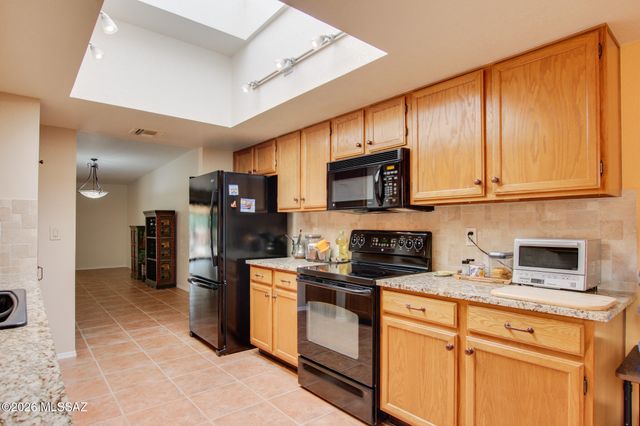 2009 W Misty Hollow Lane, Tucson, AZ 85704