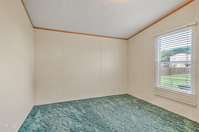 1129 Shipp Street, Kingsport, TN 37660