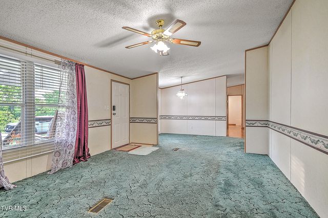1129 Shipp Street, Kingsport, TN 37660