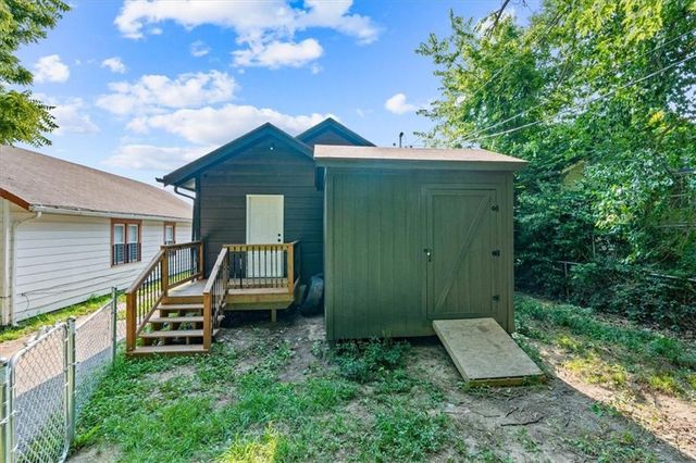 3934 Bales Avenue, Kansas City, MO 64130