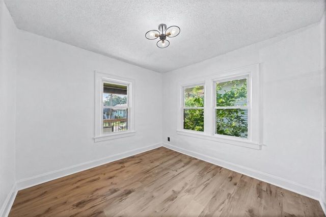 3934 Bales Avenue, Kansas City, MO 64130