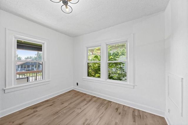 3934 Bales Avenue, Kansas City, MO 64130