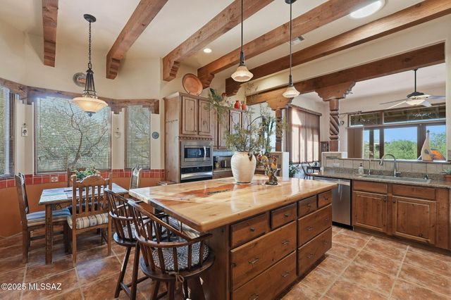 762 W Placita Quieta, Green Valley, AZ 85622