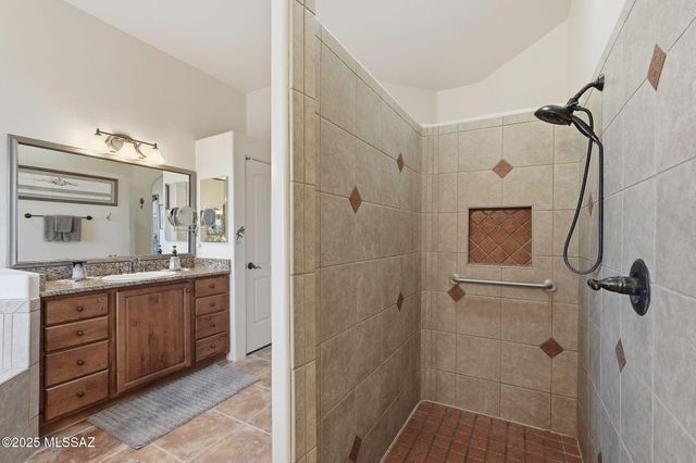 762 W Placita Quieta, Green Valley, AZ 85622