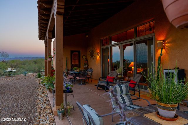 762 W Placita Quieta, Green Valley, AZ 85622