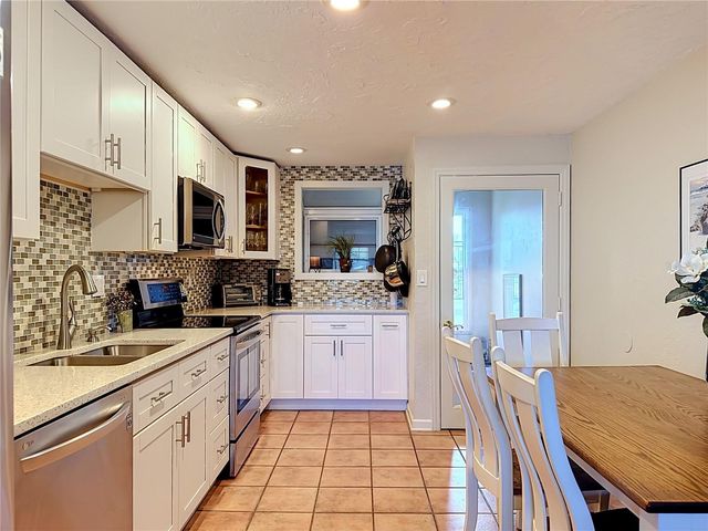 202 PEACOCK LANE A, Holmes Beach, FL 34217