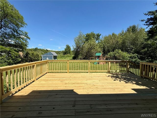 8061 Cole Road, Boston, NY 14033