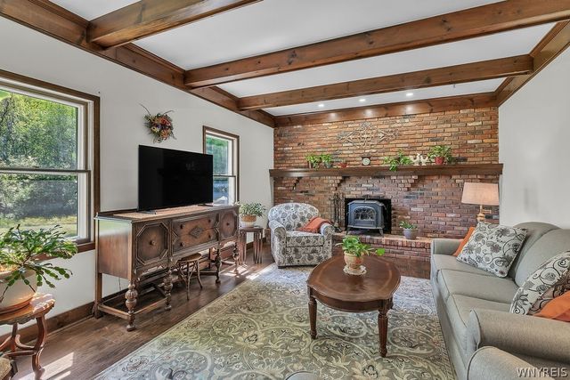 8061 Cole Road, Boston, NY 14033