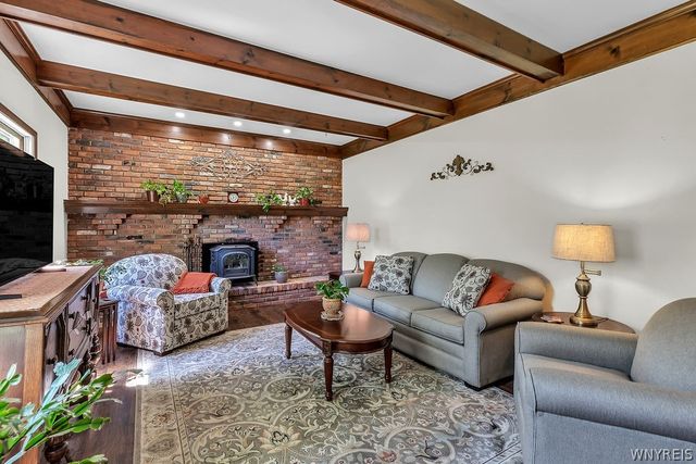 8061 Cole Road, Boston, NY 14033