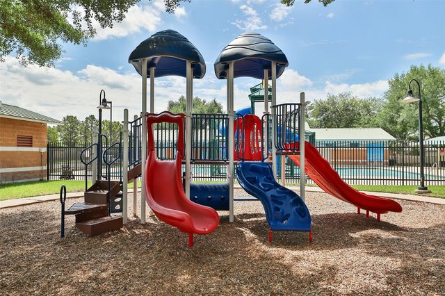 3906 Sundown Way, Katy, TX 77449