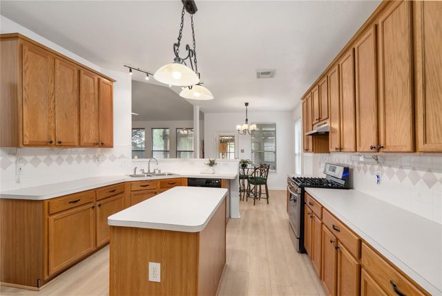 3906 Sundown Way, Katy, TX 77449