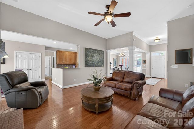 3613 Savannah Hills Drive, Matthews, NC 28105