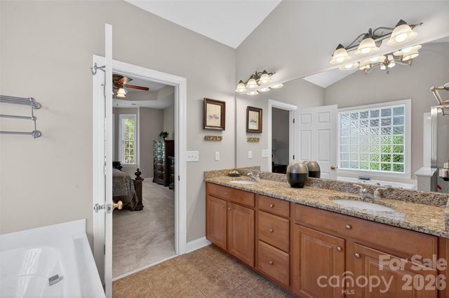 3613 Savannah Hills Drive, Matthews, NC 28105