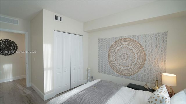 117 NW 42nd Ave 708, Miami, FL 33126