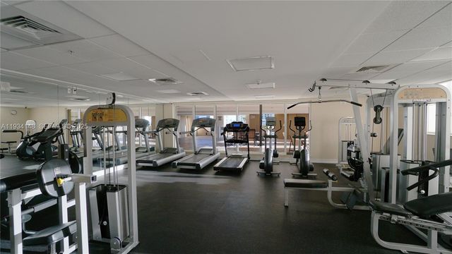 117 NW 42nd Ave 708, Miami, FL 33126