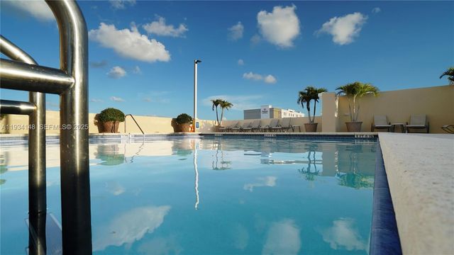 117 NW 42nd Ave 708, Miami, FL 33126