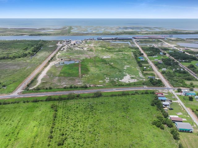 1336 John Wayne Road, Port Bolivar, TX 77650