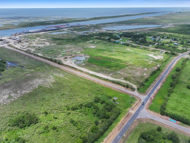 1336 John Wayne Road, Port Bolivar, TX 77650