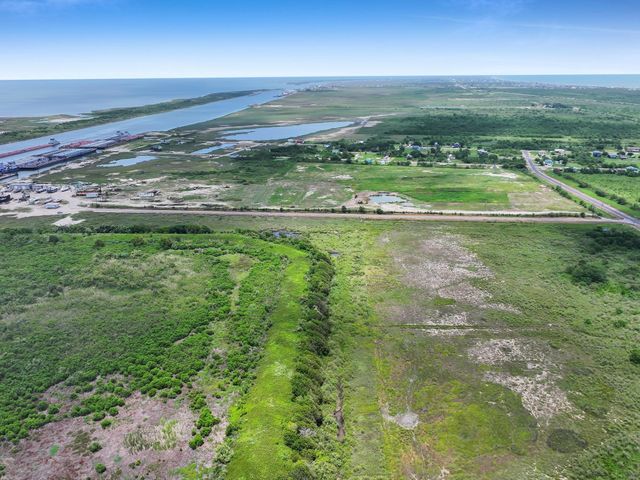 1336 John Wayne Road, Port Bolivar, TX 77650