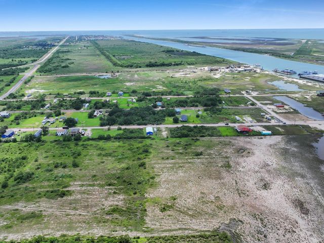 1336 John Wayne Road, Port Bolivar, TX 77650