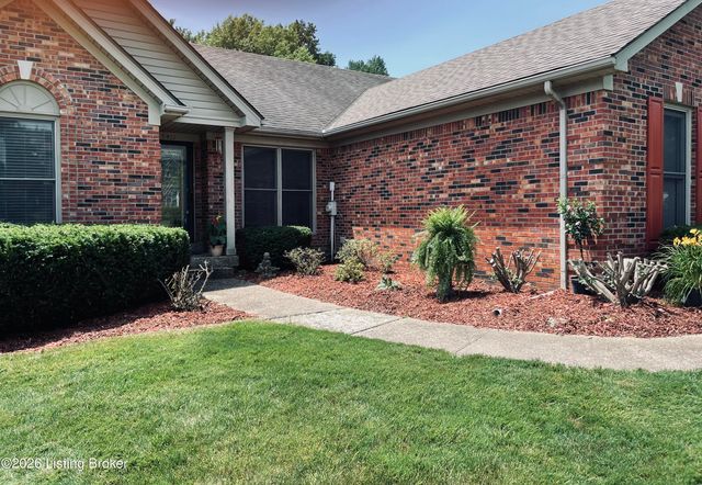 9411 Stonelanding Pl, Louisville, KY 40272