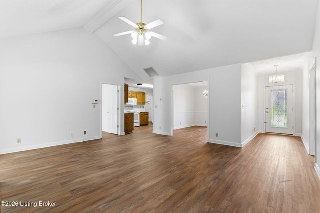 9411 Stonelanding Pl, Louisville, KY 40272