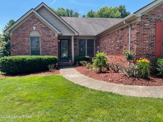 9411 Stonelanding Pl, Louisville, KY 40272