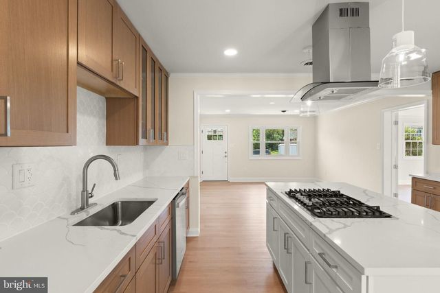9540 DAMASCUS DR, Manassas, VA 20109