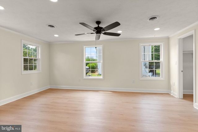 9540 DAMASCUS DR, Manassas, VA 20109
