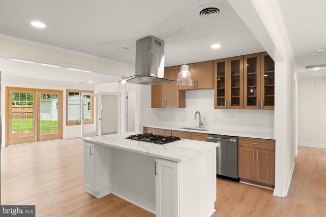 9540 DAMASCUS DR, Manassas, VA 20109