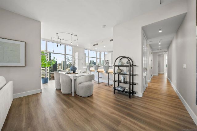 550 Front St 2303, San Diego, CA 92101