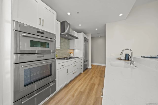 550 Front St 2303, San Diego, CA 92101