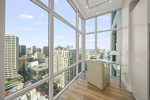 550 Front St 2303, San Diego, CA 92101