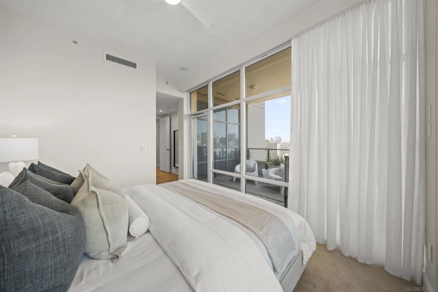 550 Front St 2303, San Diego, CA 92101