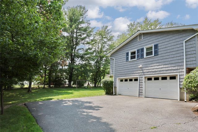 33 Tor View Avenue, New City, NY 10956