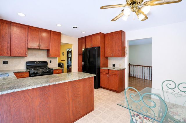 33 Tor View Avenue, New City, NY 10956