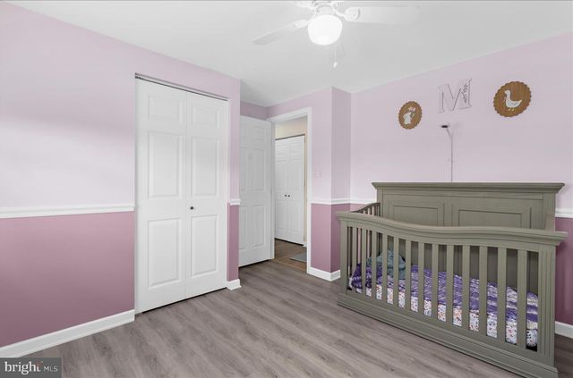 7 HONEY LOCUST CT, Essex, MD 21221