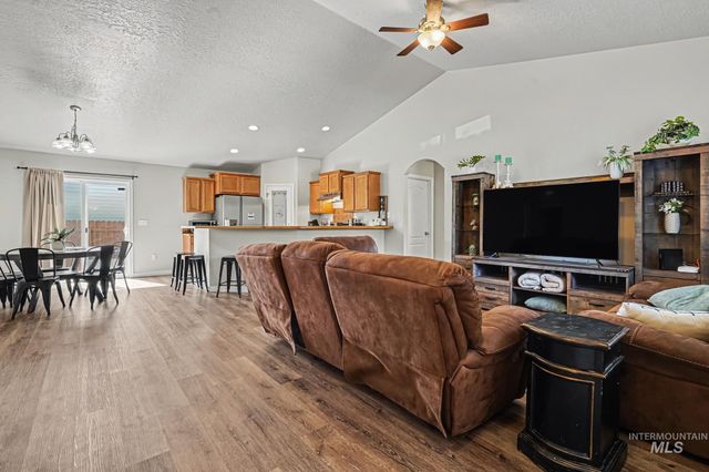 4311 N Buckboard Place, Boise, ID 83713