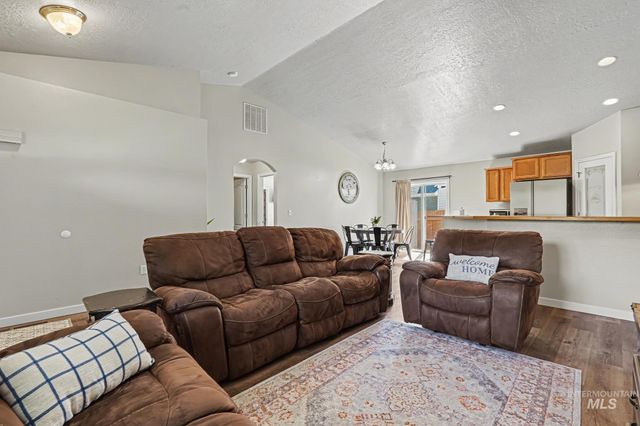 4311 N Buckboard Place, Boise, ID 83713