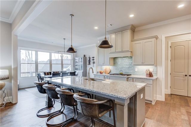 7138 Bluebird Cove, Gainesville, GA 30506