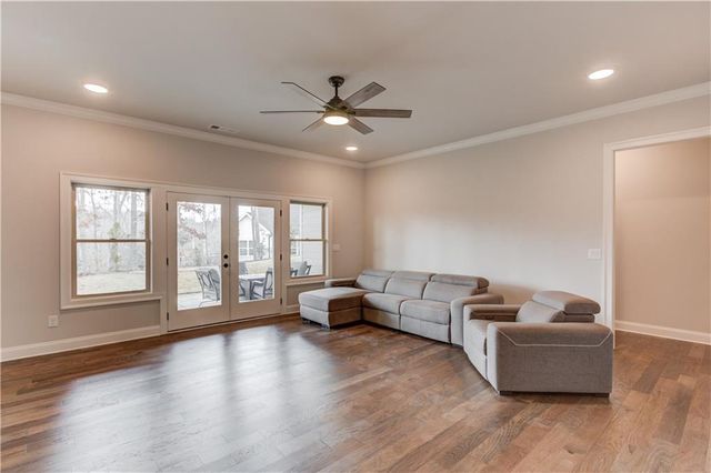 7138 Bluebird Cove, Gainesville, GA 30506