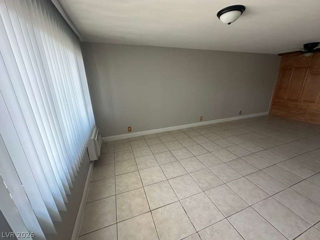 4600 Paradise Road 43, Las Vegas, NV 89169