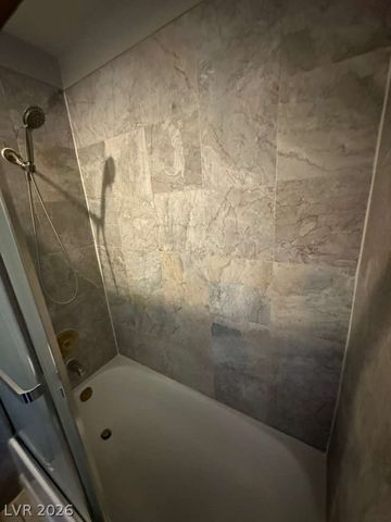 4600 Paradise Road 43, Las Vegas, NV 89169
