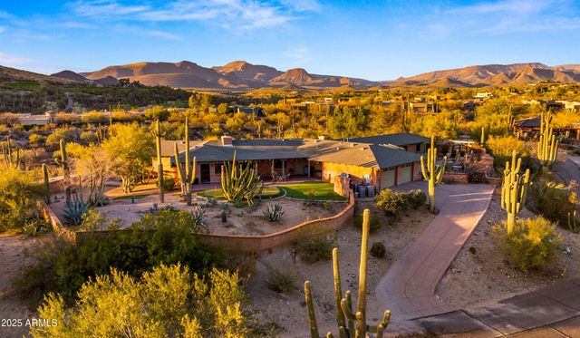 5480 E DESERT CREEK Lane, Cave Creek, AZ 85331