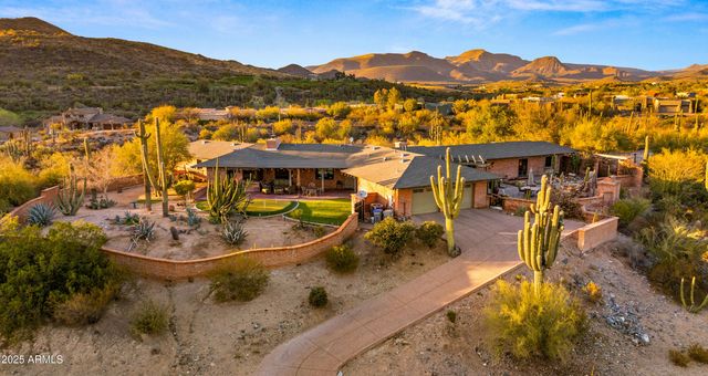 5480 E DESERT CREEK Lane, Cave Creek, AZ 85331