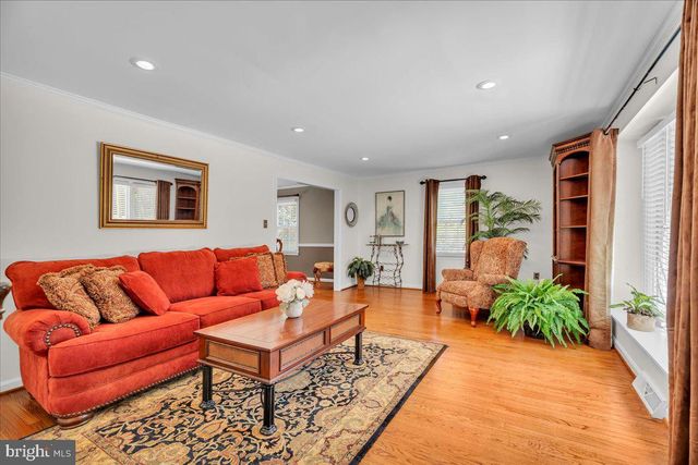 1921 W POINT DR, Cherry Hill, NJ 08003