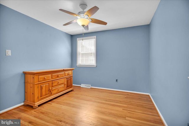 1921 W POINT DR, Cherry Hill, NJ 08003