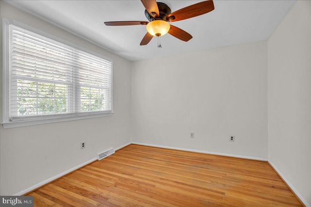 1921 W POINT DR, Cherry Hill, NJ 08003